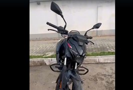 Homem é preso com motocicleta roubada durante ação da Força Tática em Maceió