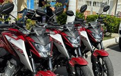 Prefeitura de Traipu entrega novos veículos para Saúde e Educação e motocicletas para GM e SMTT