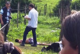 Bandidos invadem residência e assassinam tio e sobrinho, em Maribondo