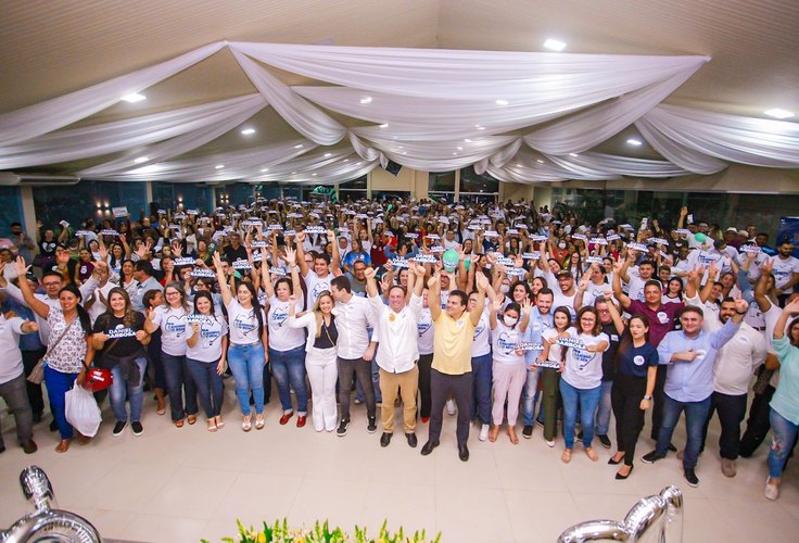 Emoção toma conta do primeiro encontro oficial da campanha de Daniel Barbosa a deputado federal