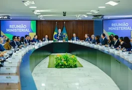 Lula anuncia saída de 18 ministros. Veja quem deixa cargo e quem entra