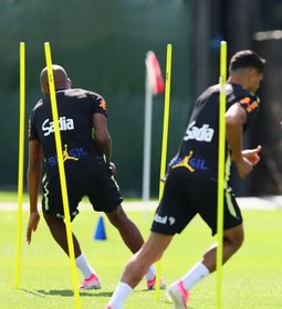 Seleção brasileira se reapresenta e faz 1º treino para encarar Haiti