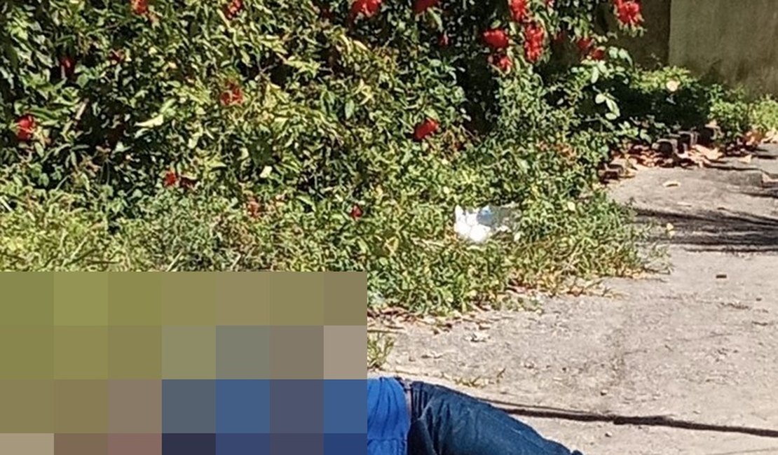 Homem é encontrado morto em via pública na parte baixa de Maceió
