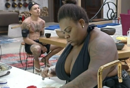 A Fazenda: Jojo Todynhho explode com Biel no reality