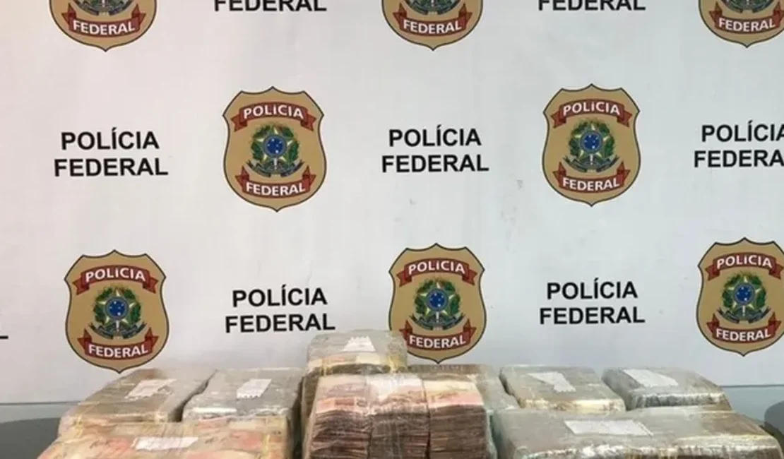 Homem é preso pela Polícia Federal ao ser flagrado com mais de R$ 800 mil em dinheiro no Aeroporto