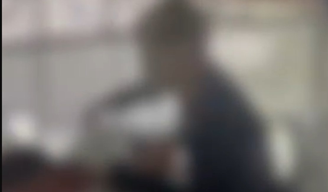 Adolescente com deficiência intelectual e TDAH é agredido em escola de Atalaia por outro estudante e família faz denúncia
