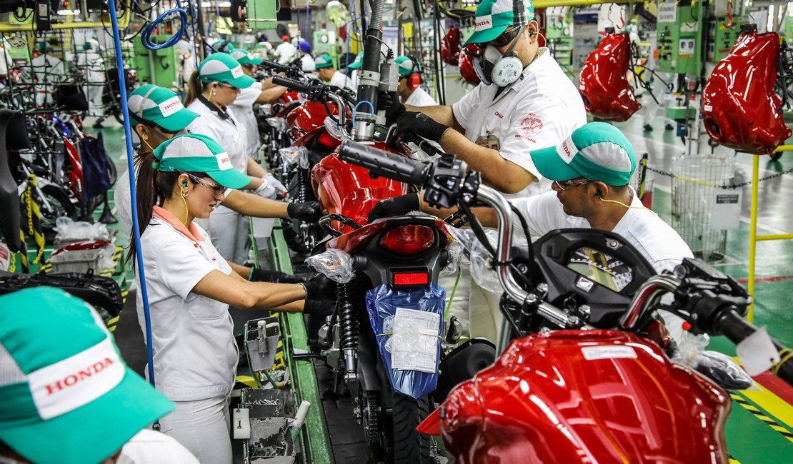 Produção de motocicletas cresce 26% em outubro, aponta Abraciclo