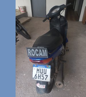 Durante rondas pela cidade, Rocam do 3º BPM localiza motocicleta com queixa de roubo, em Arapiraca