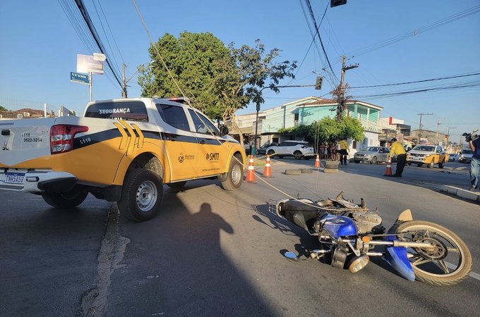 Fio de alta tensão cai em motociclista e bairros de Arapiraca ficam sem energia