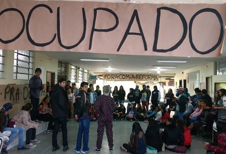 Termina hoje prazo dado pelo MEC para que estudantes desocupem escolas