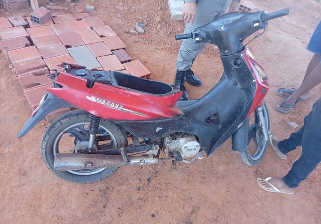 Moto com queixa de roubo é recuperada pela PM durante tentativa de venda em Arapiraca
