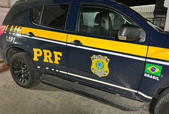PRF prende motociclista após identificar veículo com queixa de roubo em Maceió