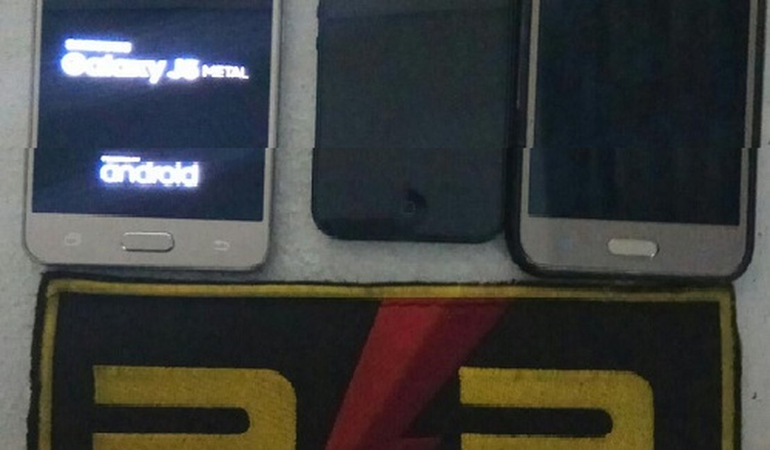 Polícia captura dupla logo após assalto próximo à escola Premem, em Arapiraca