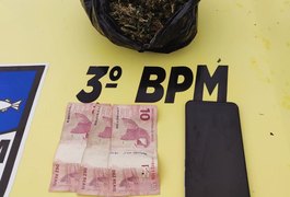 ﻿Suspeito de tráfico de drogas é preso perto de escola na zona rural de Feira Grande