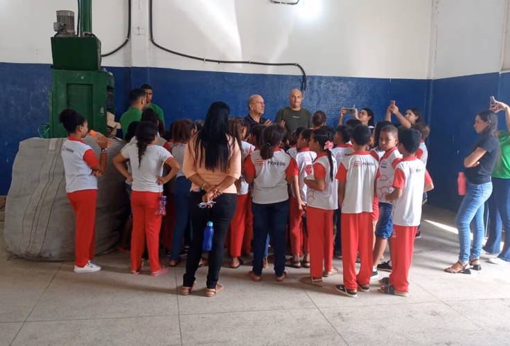 Incentivo à reciclagem em escolas da Prefeitura de Penedo recolhe mais de 4 toneladas de material em um mês