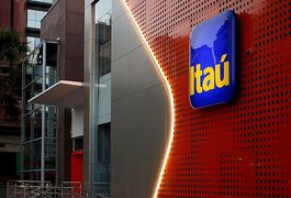 App do Itaú fica fora do ar, clientes reclamam nas redes