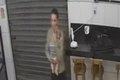VÍDEO: Agente de trânsito amamenta bebê durante ocorrência de tentativa de feminicídio em Delmiro