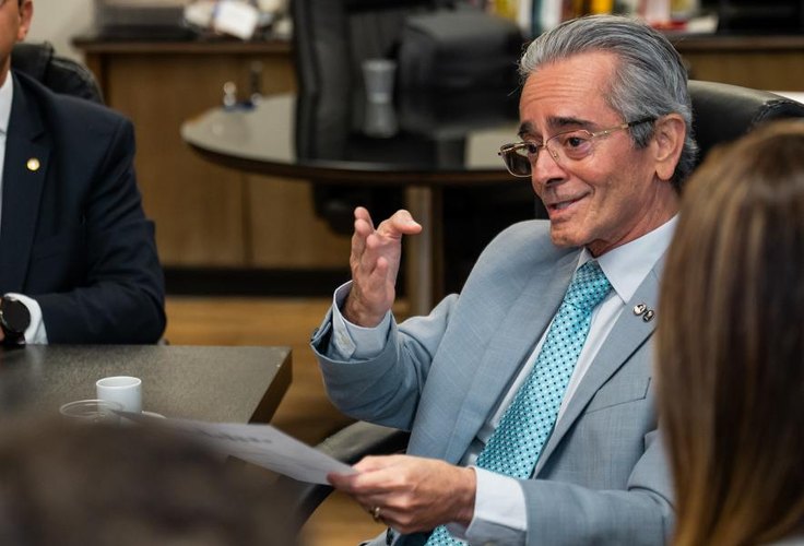 Governador interino, Fábio Bittencourt reforça união entre Poderes Legislativo e Executivo