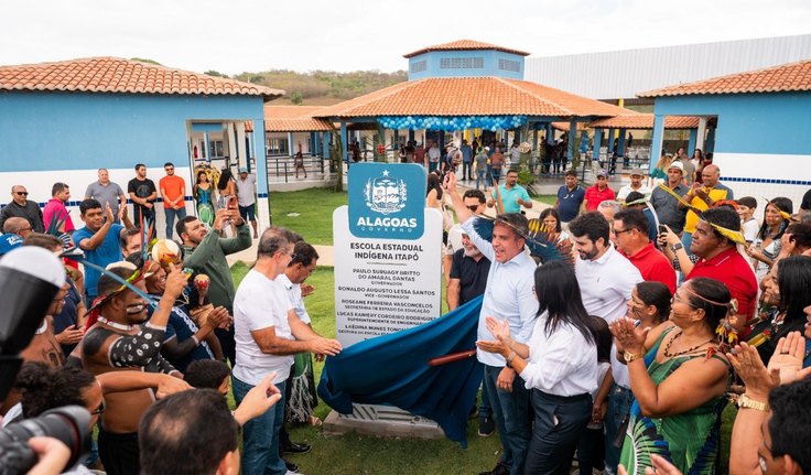 Após 36 anos de espera, Governo de Alagoas entrega Escola Indígena Itapó, em São Sebastião