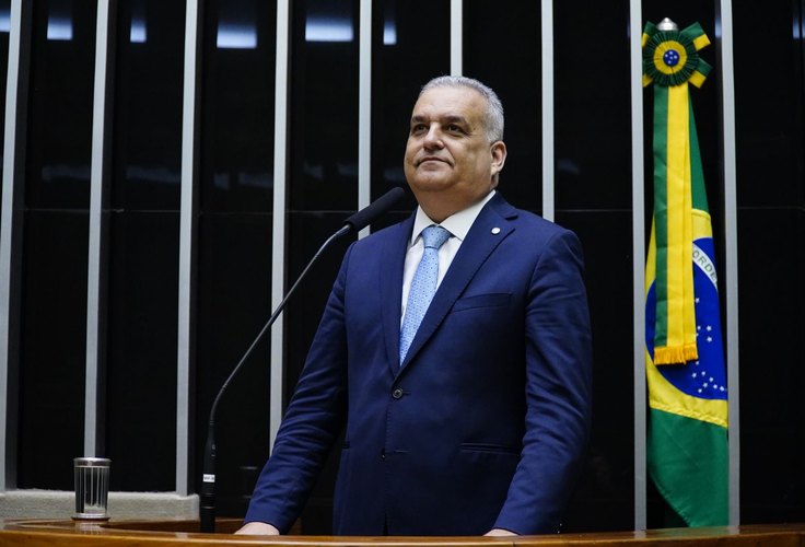 Alfredo Gaspar é indicado 2x '5 Estrelas' pelo Legisla Brasil