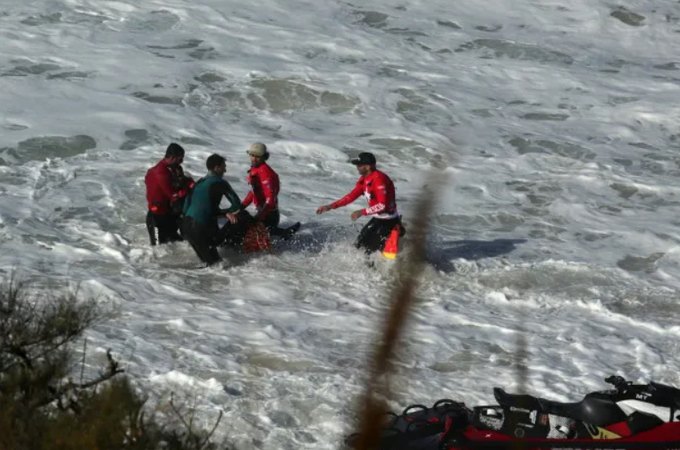 Surfista brasileiro quase morre afogado em Nazaré: 'Nunca senti...'