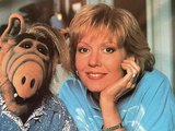 Morre Anne Schedeen, estrela da série Alf: O ETeimoso, aos 77 anos