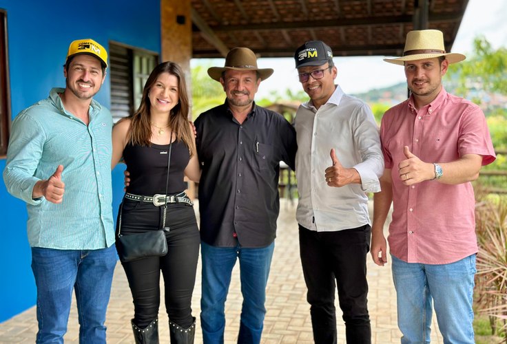 Políticos alagoanos prestigiam a 9ª Cavalgada da Família Alfredo em Coité do Nóia