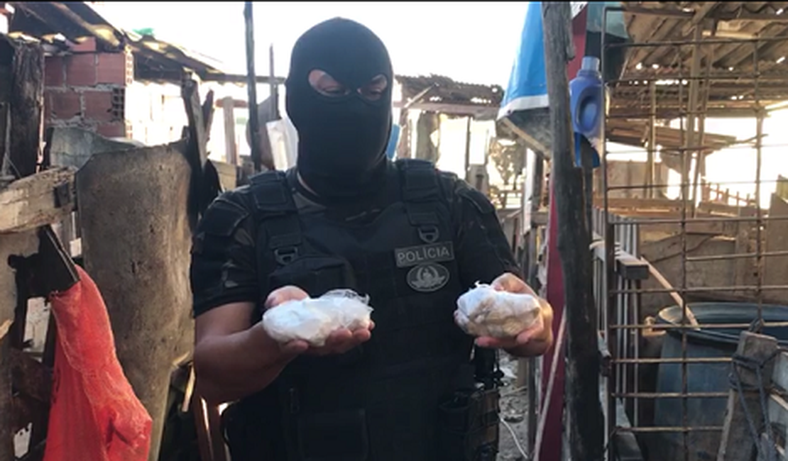 Polícia Civil apreende crack, cocaína e maconha em pocilgas