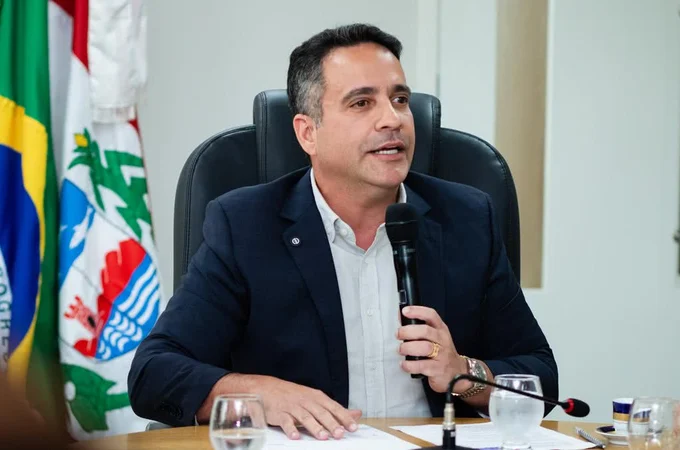 Governador de Alagoas decreta ponto facultativo para servidores nesta sexta-feira, 26