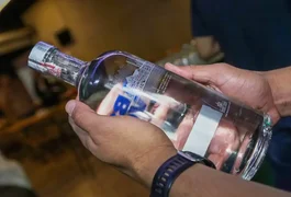 Policiais descobrem laboratório de falsificação de bebidas