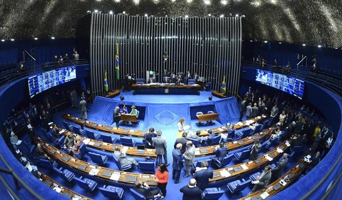 Senado deve concluir hoje votação da reforma trabalhista