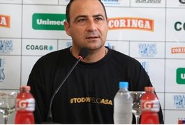 Foiani relaciona 22 atletas para a partida contra o Fortaleza