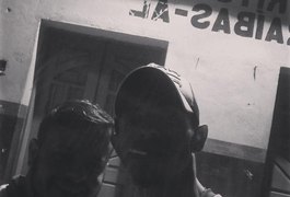 Vídeo. Jovens são autuados após ligarem som alto em frente à Delegacia de Craíbas