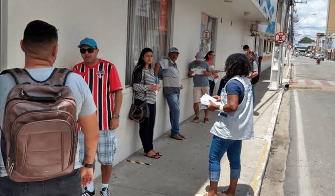 Maioria dos infectados pelo coronavírus em Arapiraca tem entre 20 e 39 anos