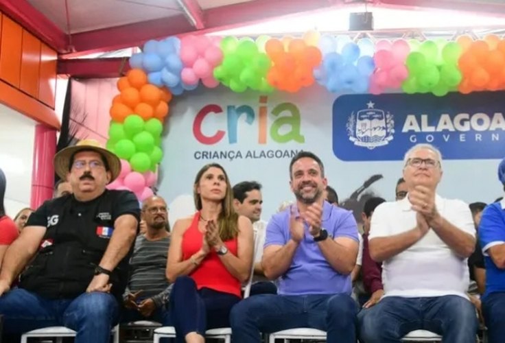 Durante inauguração de creche em Rio Largo, Renan Calheiros critica Arthur Lira e Gilberto Gonçalves