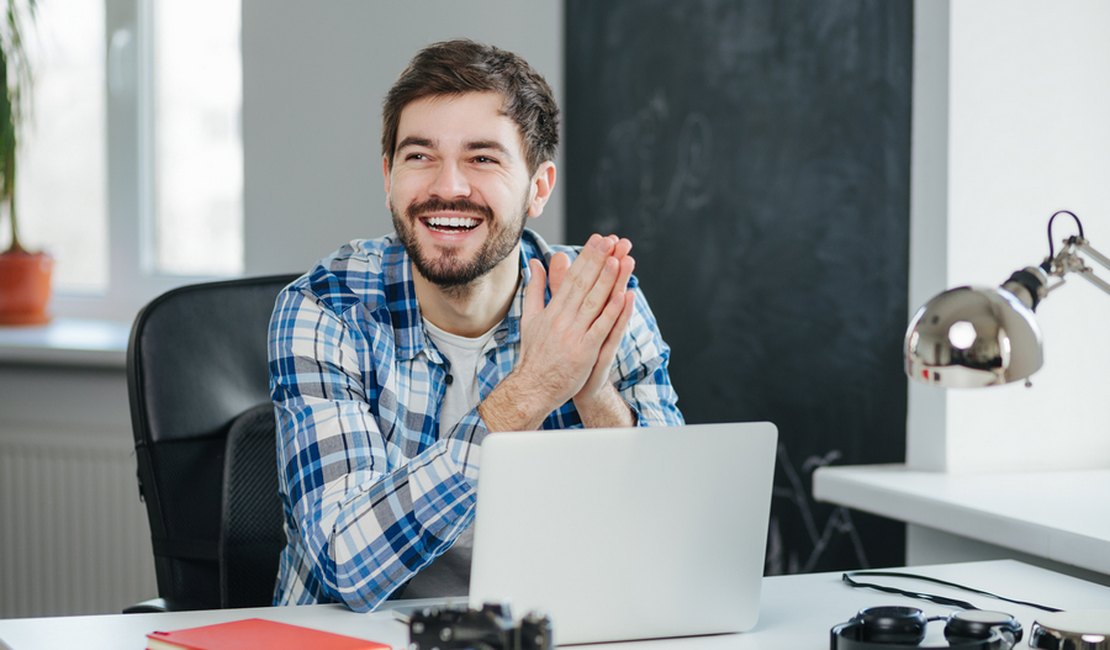 Maratona CIEE tem 12 mil vagas de estágio e jovem aprendiz para esta semana