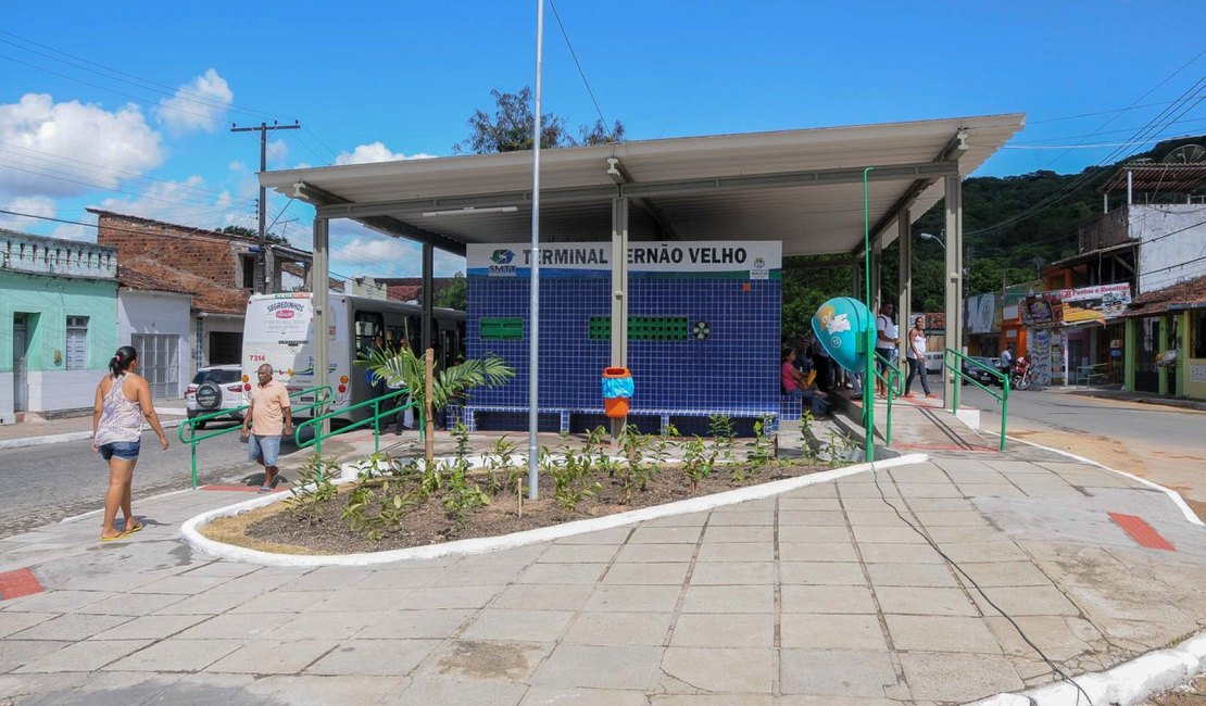 Dois criminosos morrem em troca de tiros com a polícia em Fernão Velho