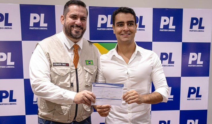 Aproximação de JHC com Lula gera insatisfação no PL e ﻿Valdemar Costa Neto aponta Leo Dias como defensor do partido em Maceió