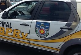 Colisão envolvendo carro e moto deixa dois feridos na AL-101 Norte, em Maragogi
