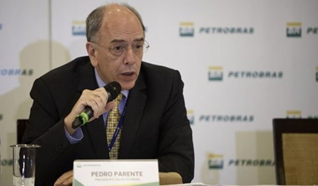 Presidente da Petrobras pede demissão do cargo