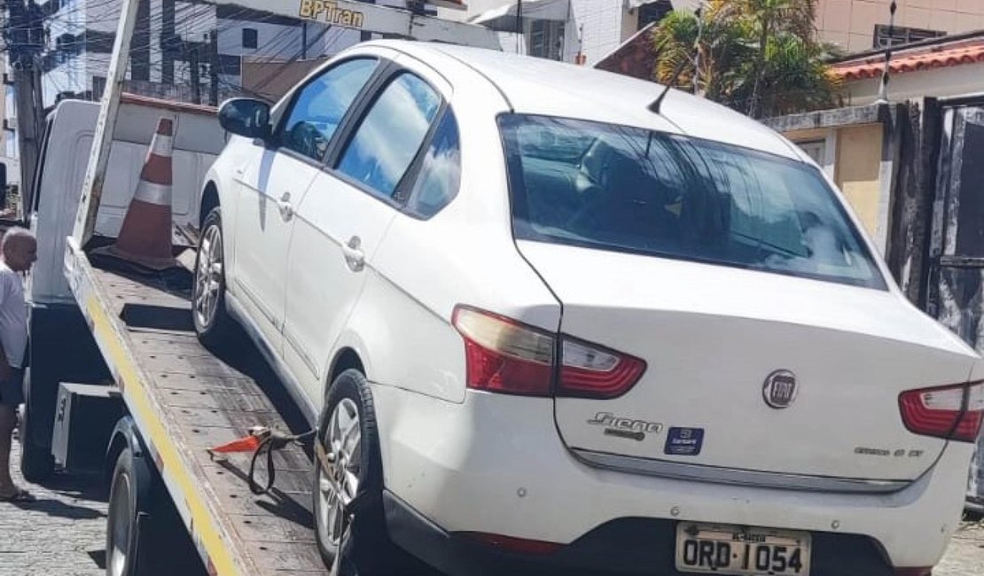 Polícia Militar recupera quatro veículos roubados e prende suspeitos em Alagoas