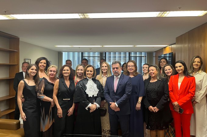 Alagoana Marluce Caldas toma posse no STJ e destaca inspiração para mulheres na vida pública