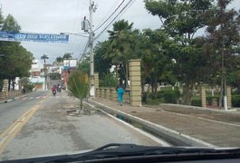 Estragos causados pelas chuvas trazem transtornos à população, em Arapiraca