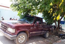 Mulher furta veículo do ex-marido na Bahia e vem escondê-lo na zona rural de Girau do Ponciano