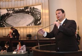 Decreto que impedia julgamento de deputado é inconstitucional, diz TJ