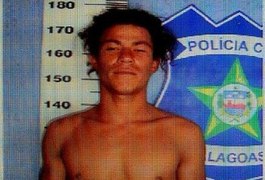 Jovem rouba em ponto de ônibus e é detido por populares, em Arapiraca