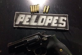 Mulher é presa por porte ilegal em Paulo Jacinto