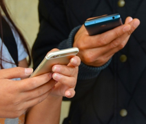 China prepara acessório que recarrega 80% da bateria de um celular em 1 minuto