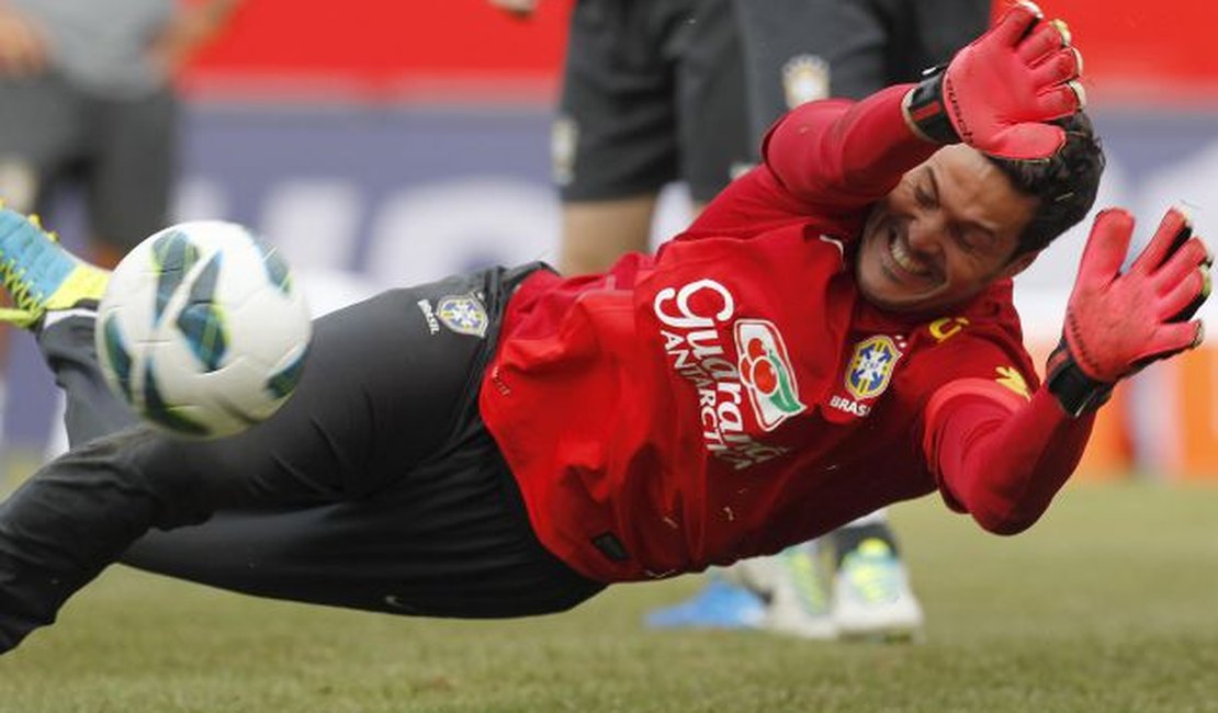 Felipão garante Julio Cesar na Copa do Mundo de 2014