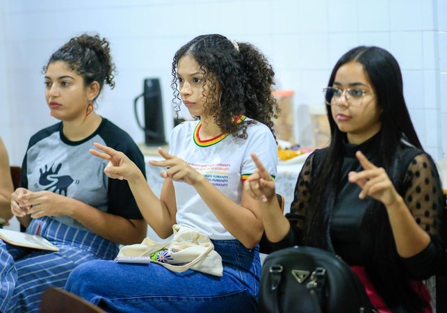 Secretaria de Educação de Alagoas oferece últimas vagas para curso gratuito de Libras até esta quarta-feira